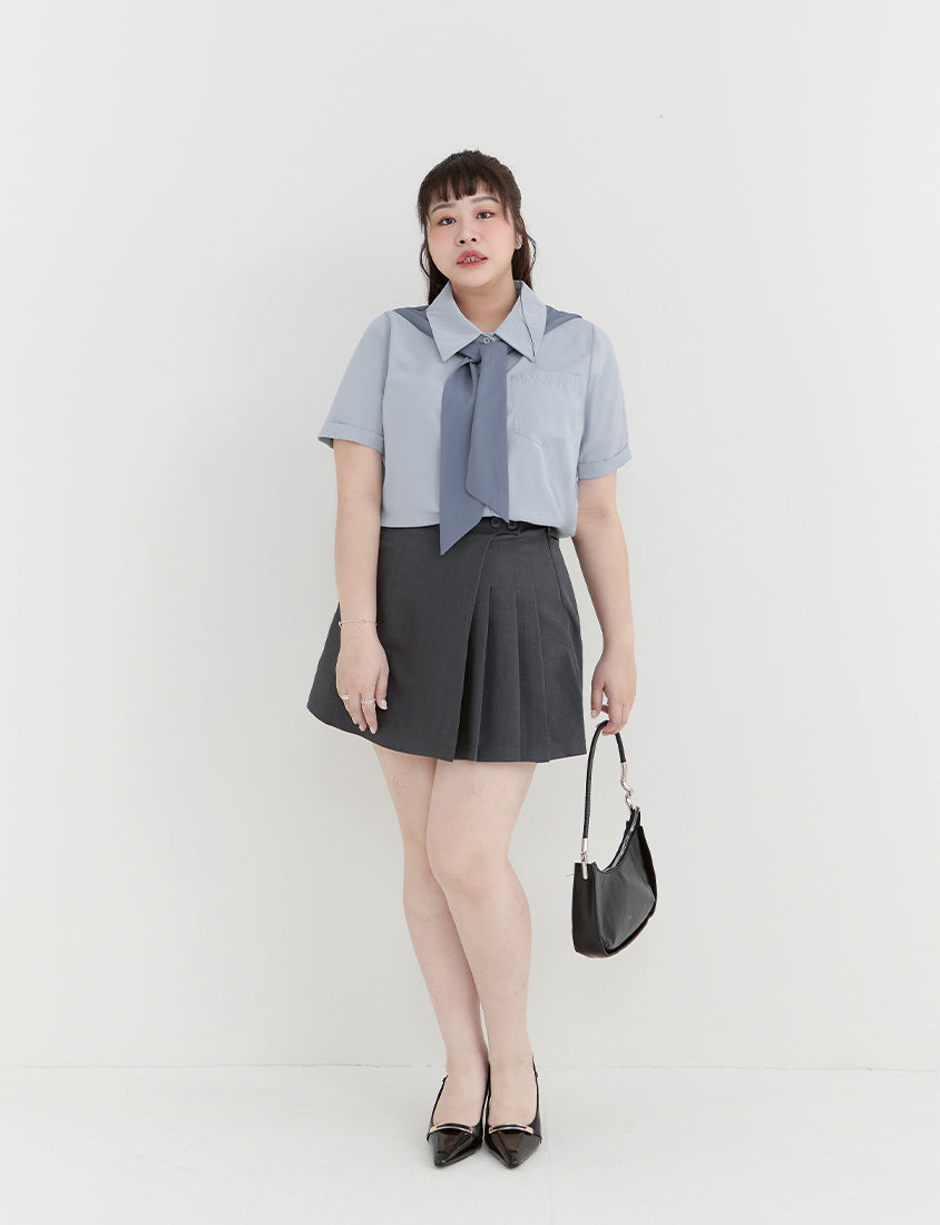 MISS. Slim Fit Asymmetrical Pleated Plus Size Mini Skirt