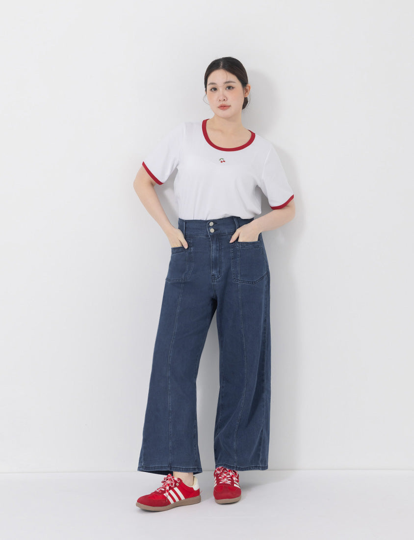 Contrast Cherry Embroidery Crewneck Plus Size Tee