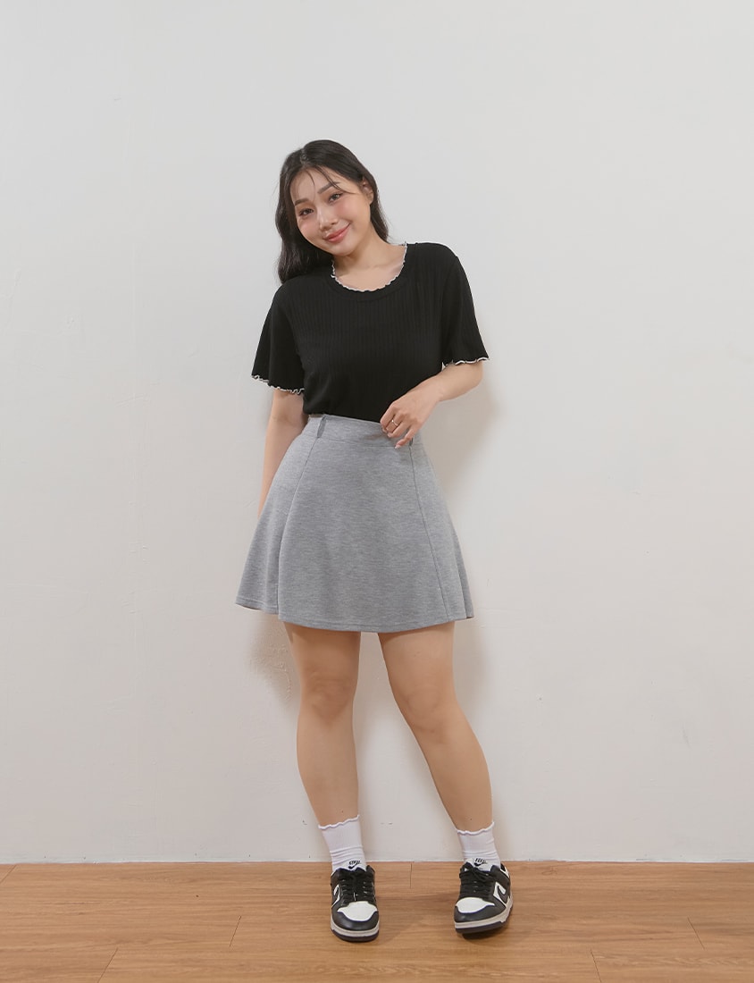 Cute Ruffle Trim Ribbed Plus Size Top