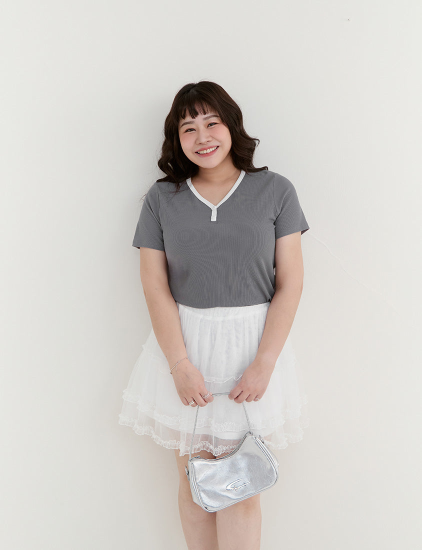 Simple V-Neck Contrast Ribbed Plus Size Tee