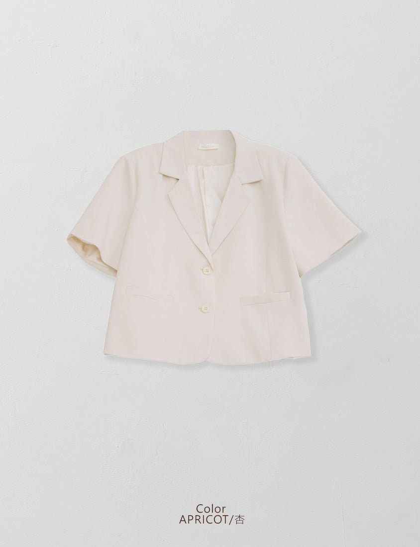 MISS. Silky Cool Cropped Tailored Plus Size Blazer