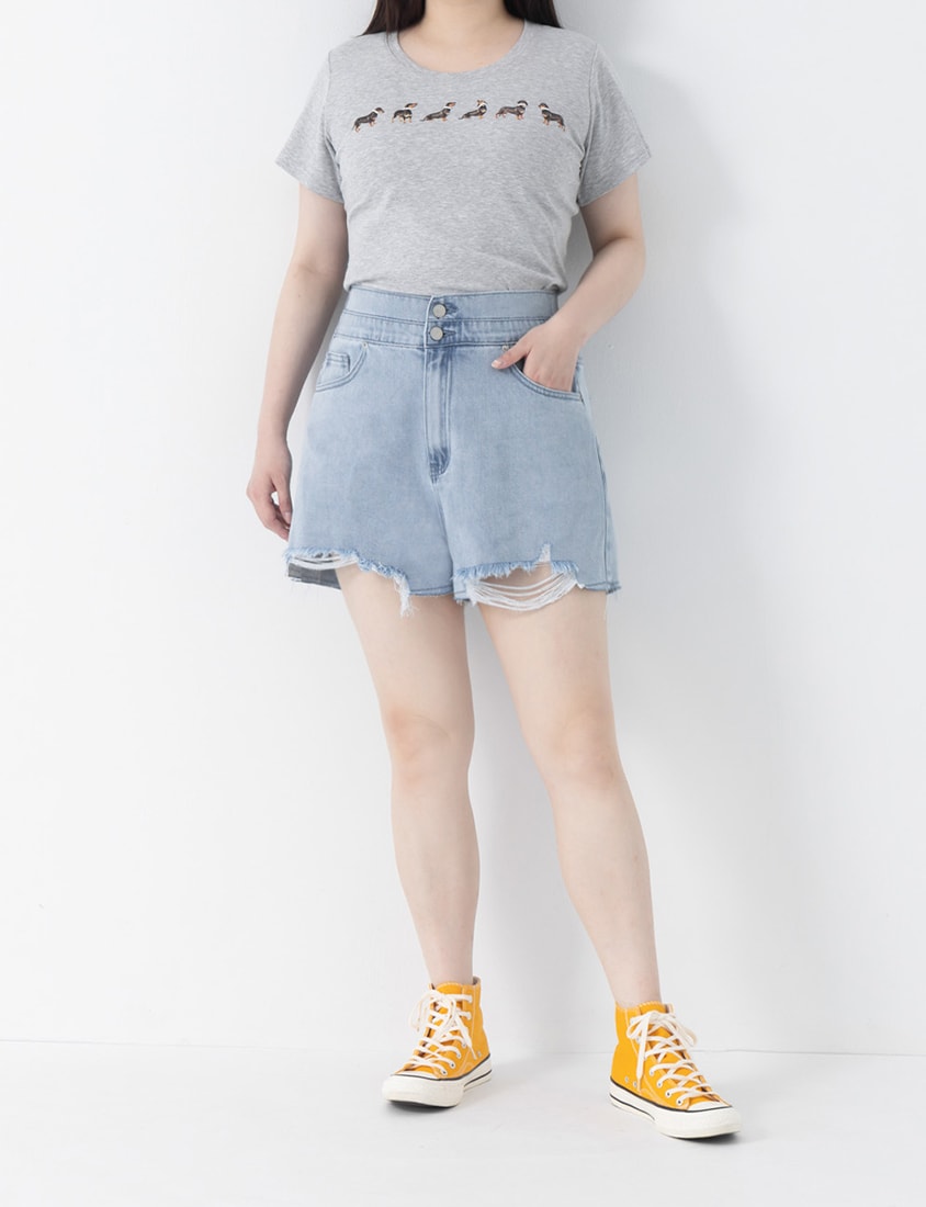 Playful Pearl Dachshund Embroidery Plus Size Crewneck Tee