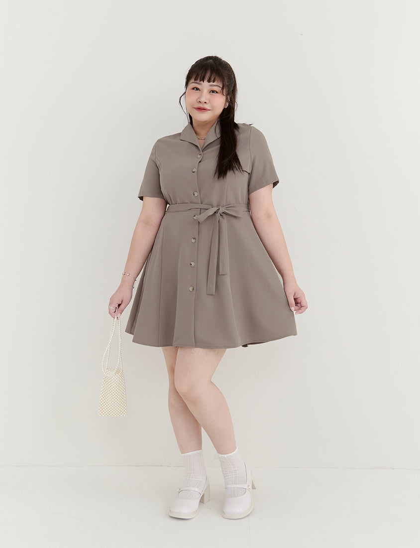 MISS. Twill Chiffon Collar Plus Size Mini Dress (With Belt)