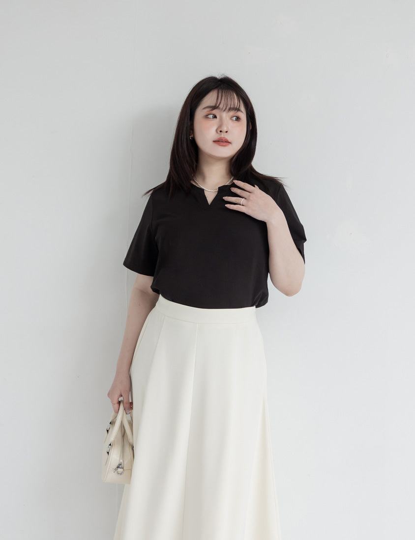 MISS. Silky Cool V-Neck Plus Size Tee