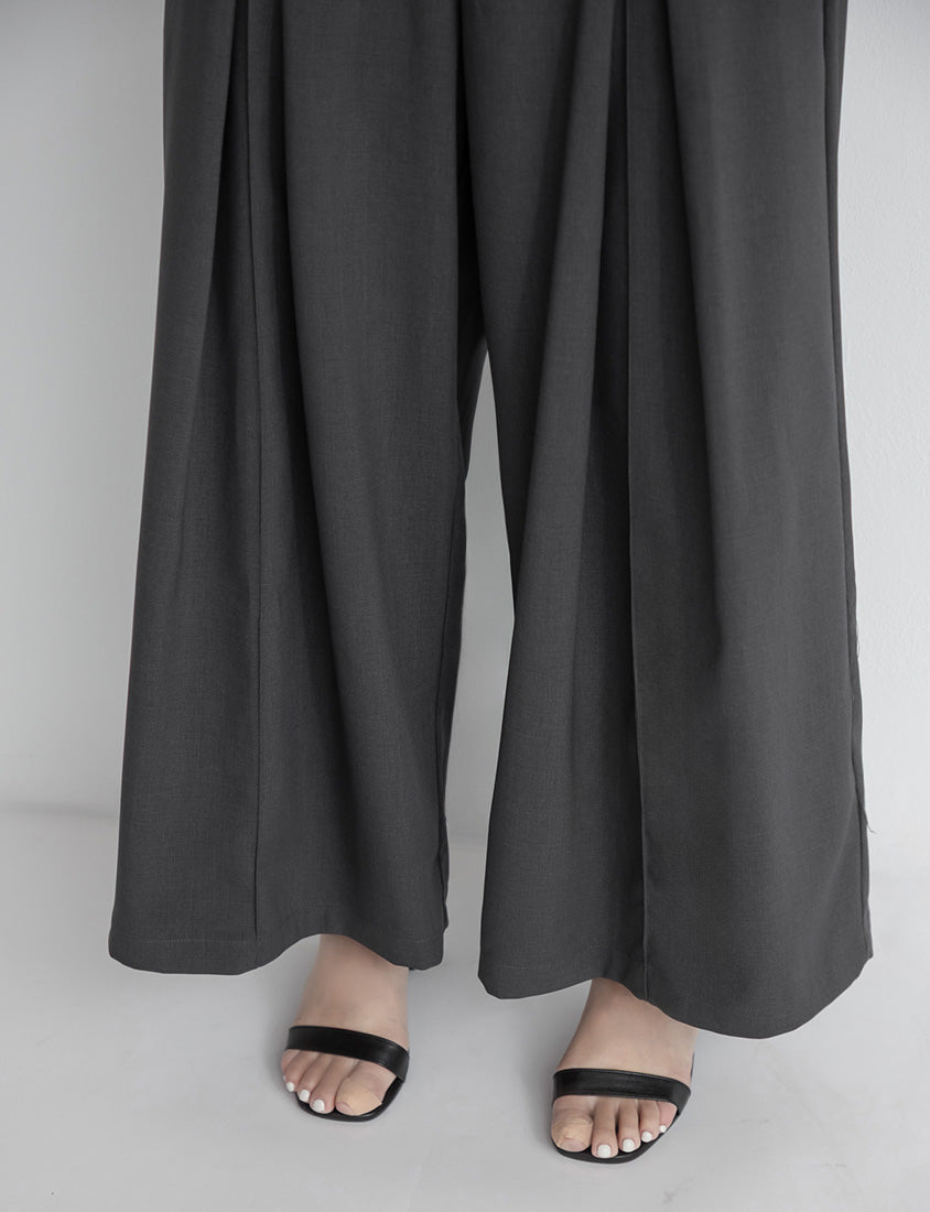 Pleated Cropped Plus Size Wide-Leg Pants