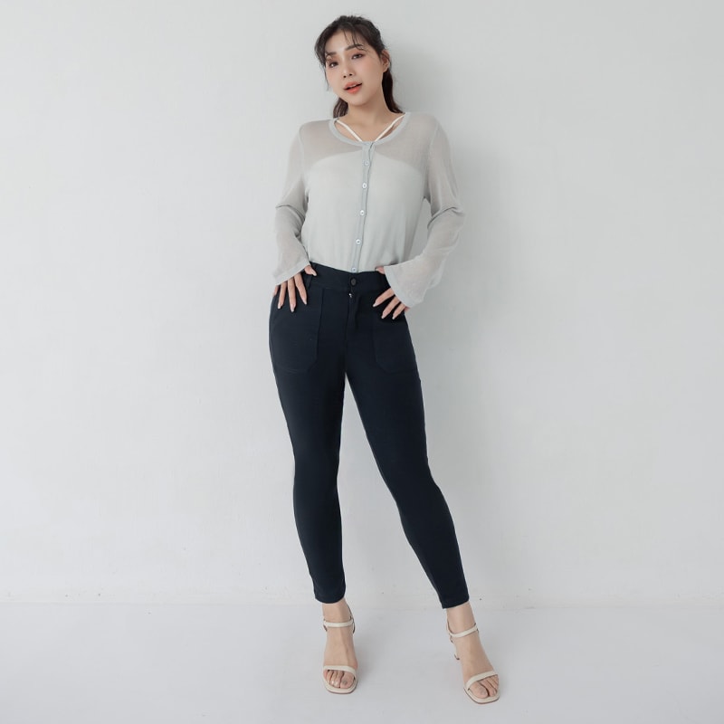 Tummy-Flattering Plus Size Slimming Pants  2.0 (Short)
