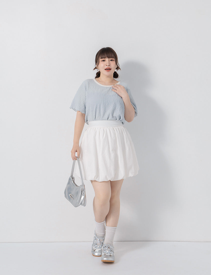 Sweet Colorful Contrast Trim Crinkle Plus Size Tee