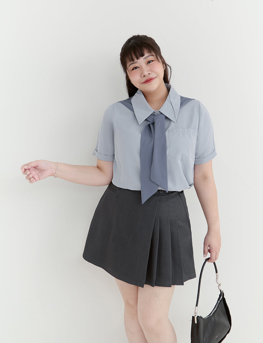 MISS. Slim Fit Asymmetrical Pleated Plus Size Mini Skirt