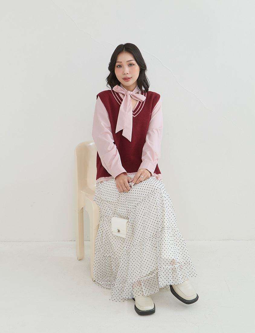 Preppy Cherry Embroidered Cropped Knit Plus Size Vest