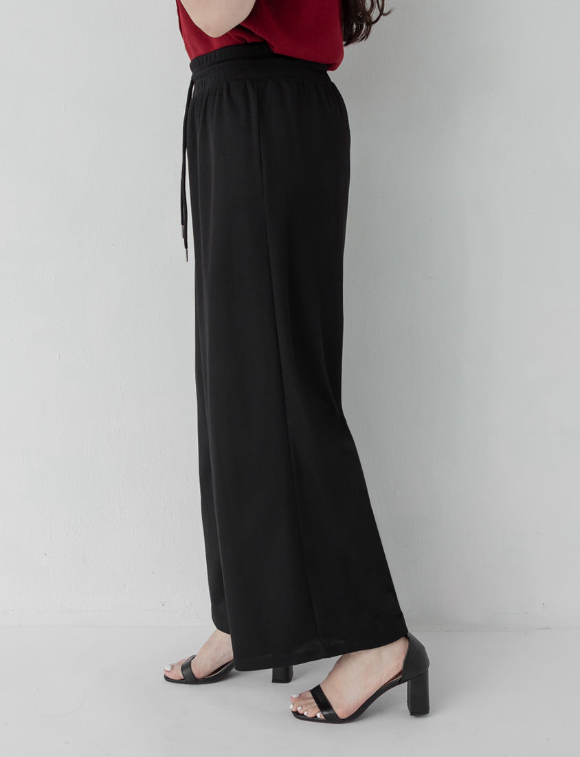 Hip-Contouring Slim Plus Size Wide Leg Pants (Regular)