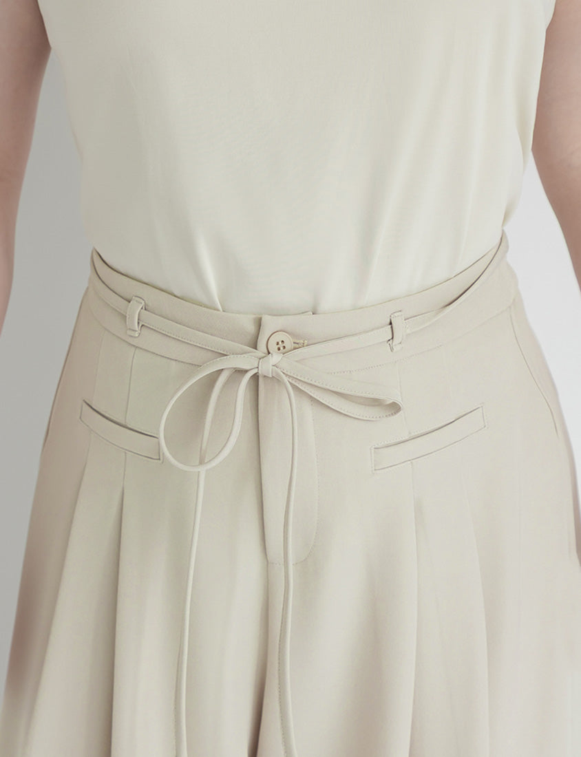 MISS. Pleated Cropped Plus Size Wide Leg Pants (With Waist Tie)