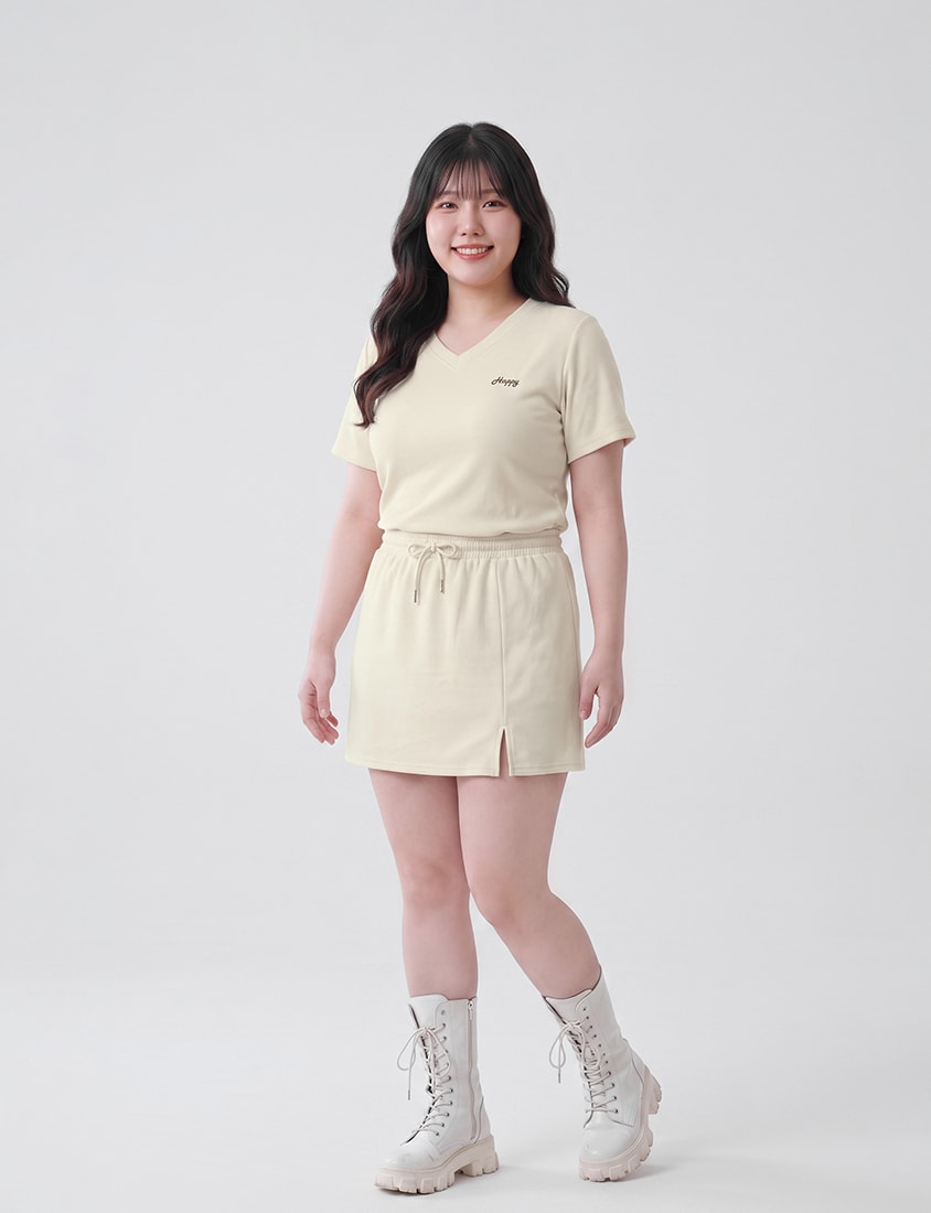 Soft Stretch Cotton Minimal Embroidered V-Neck Plus Size Tee