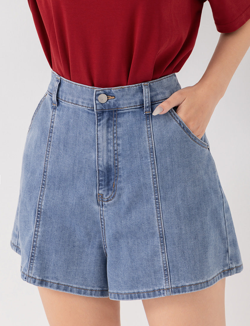 Pear-Shaped Friendly! Perfect Fit Slim Fit A-Line Plus Size Denim Shorts