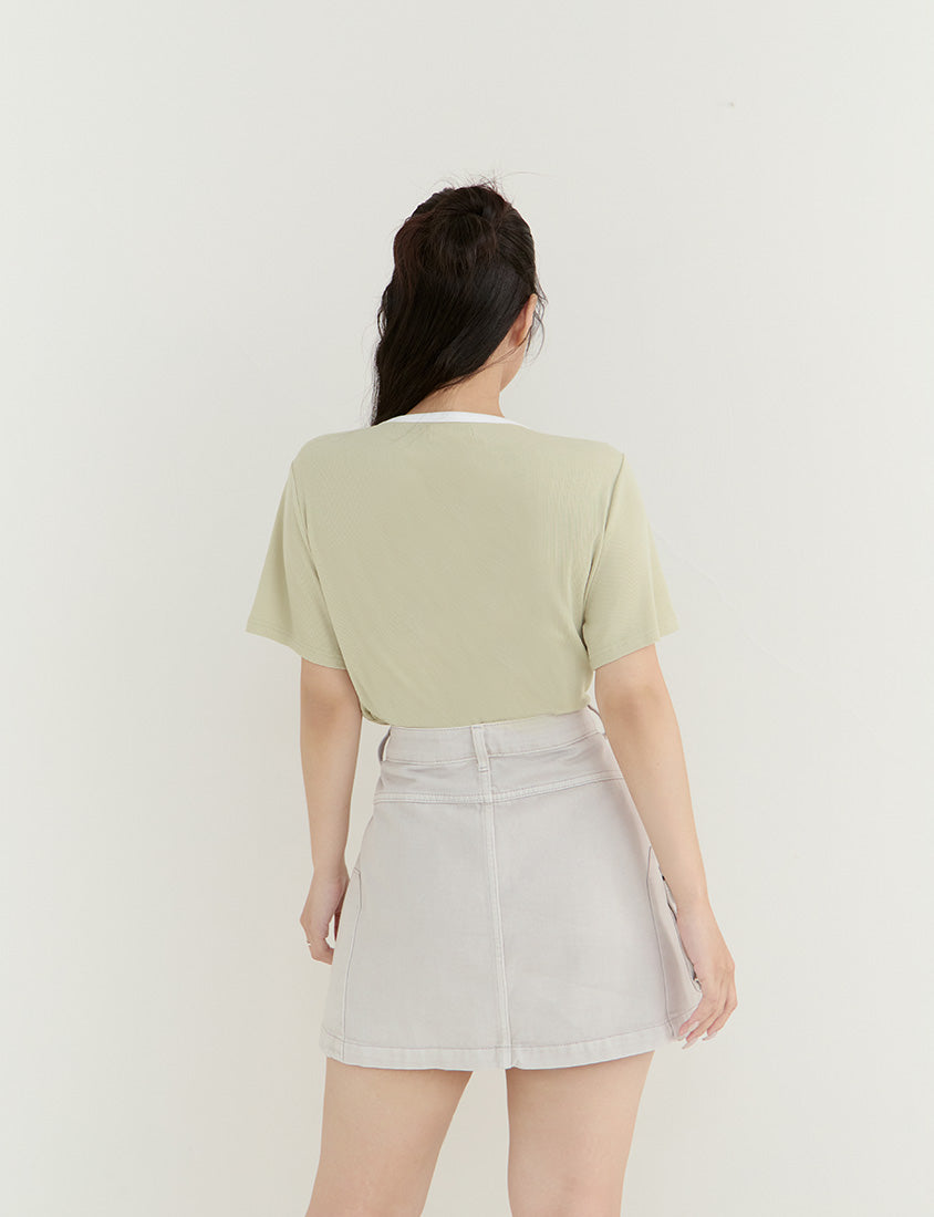 Simple V-Neck Contrast Ribbed Plus Size Tee