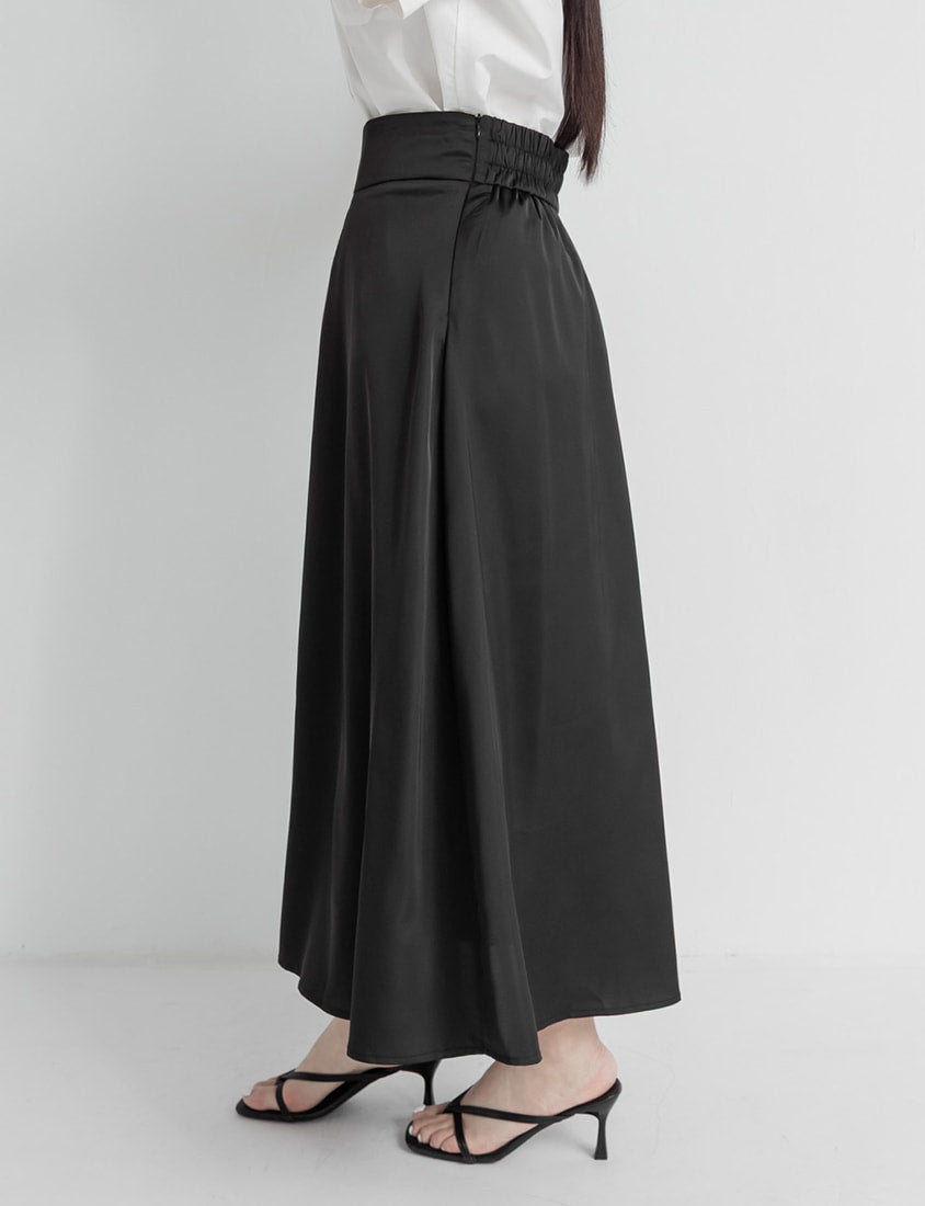 MISS. Soft Sheen Flowy Satin Plus Size Maxi Skirt