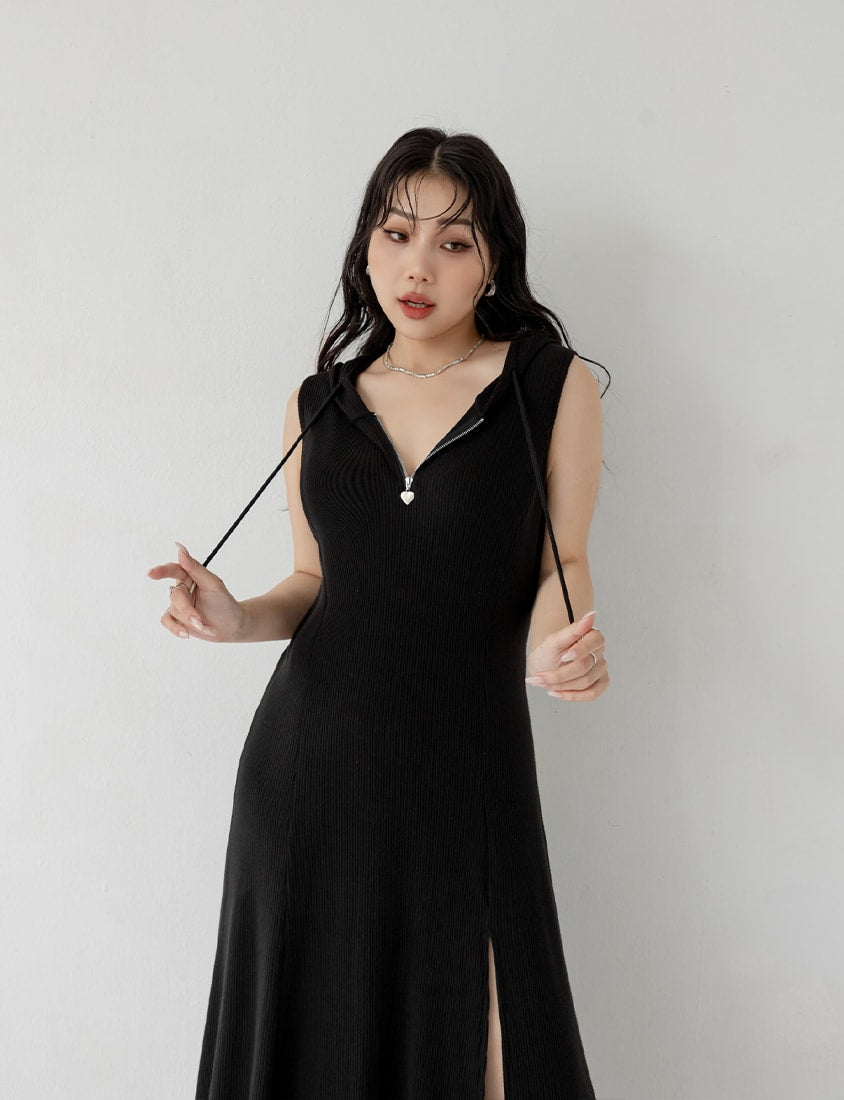 MUA! High Slit Sleeveless Plus Size Hoodie Dress