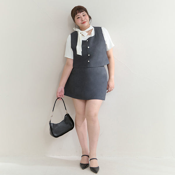 MISS. Korean Style Pearl Button Plus Size Tailored Vest