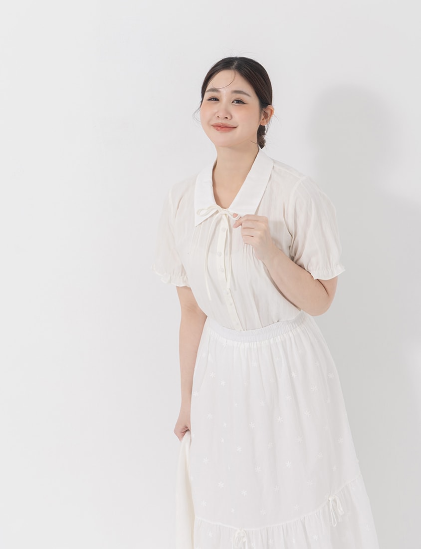 Sweet Pleated Collar Tie-Front Puff Sleeve Plus Size Shirt