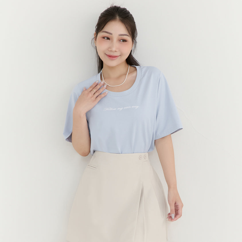 MISS. Elegant Contrast Letter Print Plus Size Tee