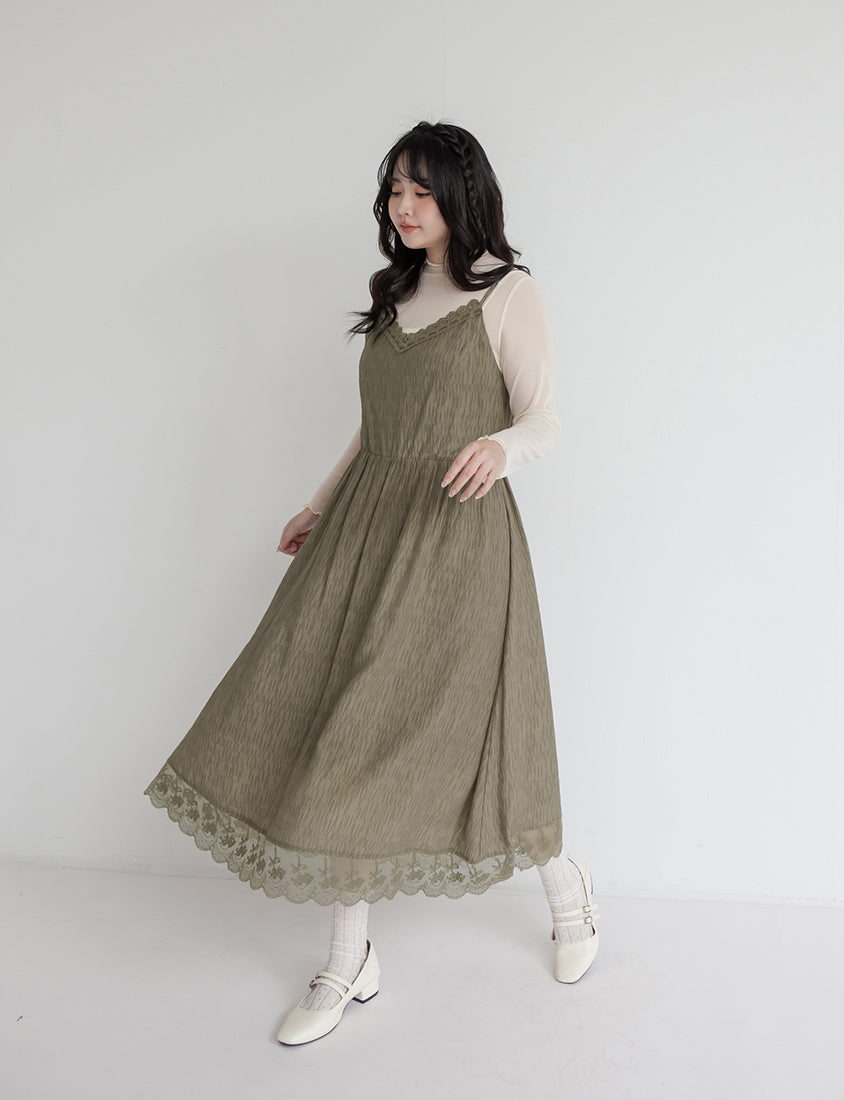 Sweet Lace Textured Plus Size Maxi Dress
