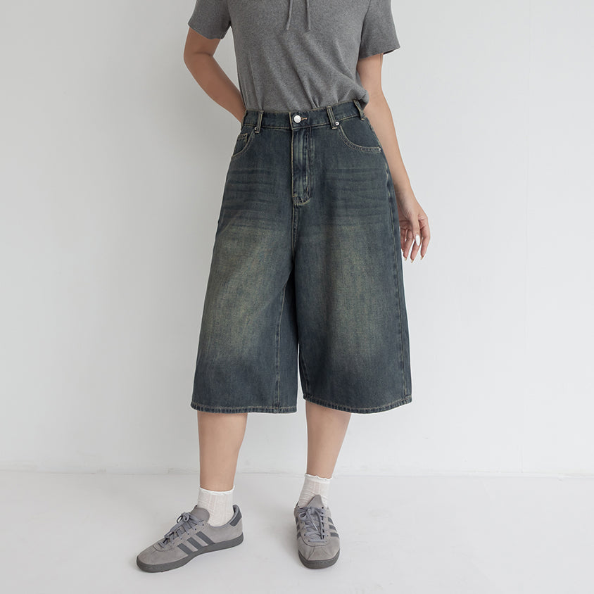 Korean Style Vintage Washed Plus Size Cropped Jeans