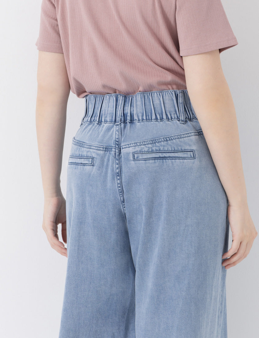 Lightweight Cloud Denim Zero-Restriction Plus Size Jeans (Regular)