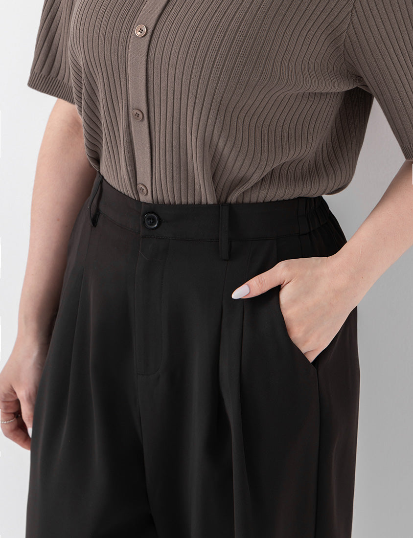 MISS. Cool Touch Wrinkle-Resistant Tailored Cropped Suit Plus Size Pants