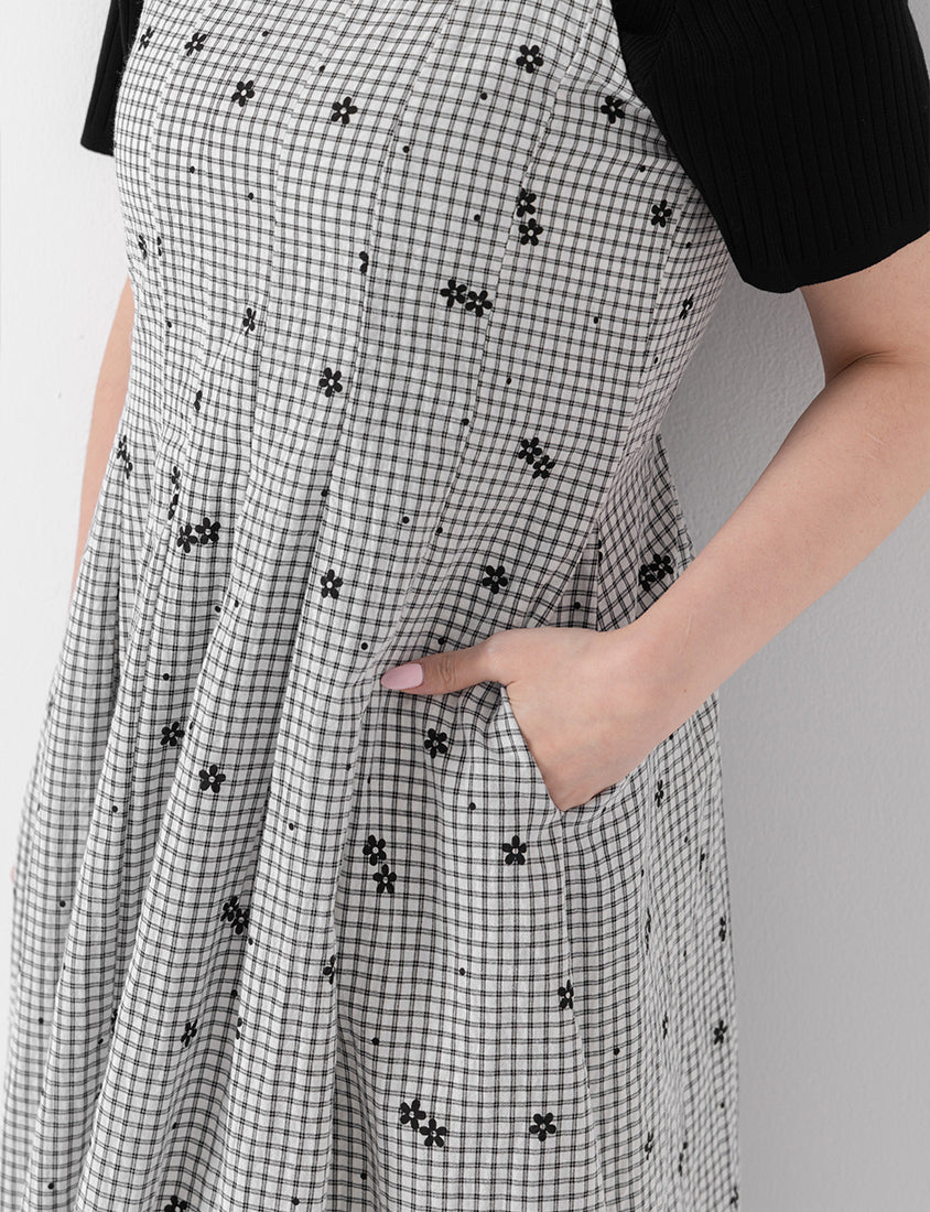Floral Check Pleated Flare Plus Size Maxi Dress