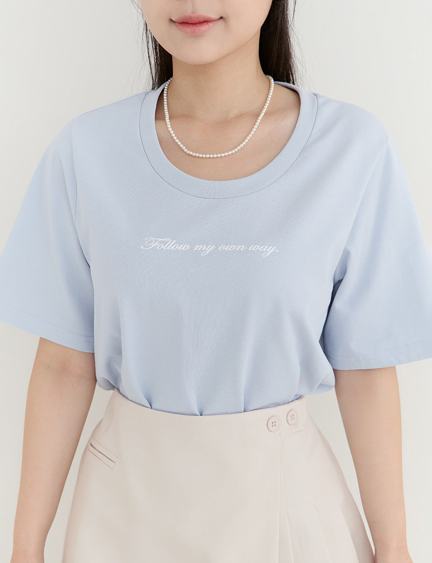 MISS. Elegant Contrast Letter Print Plus Size Tee