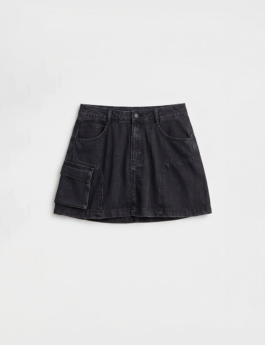 Sweet & Edgy Utility Cargo Pocket A-Line Plus Size Mini Skirt