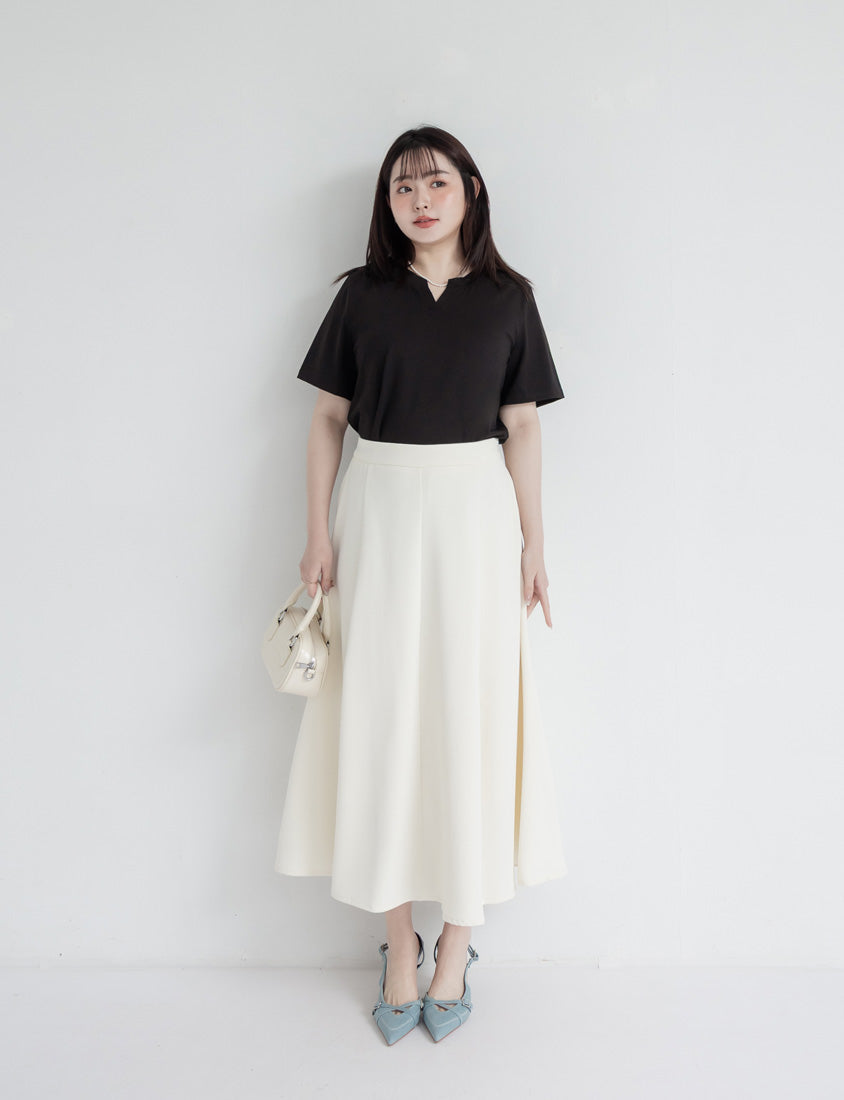 MISS. Silky Cool V-Neck Plus Size Tee