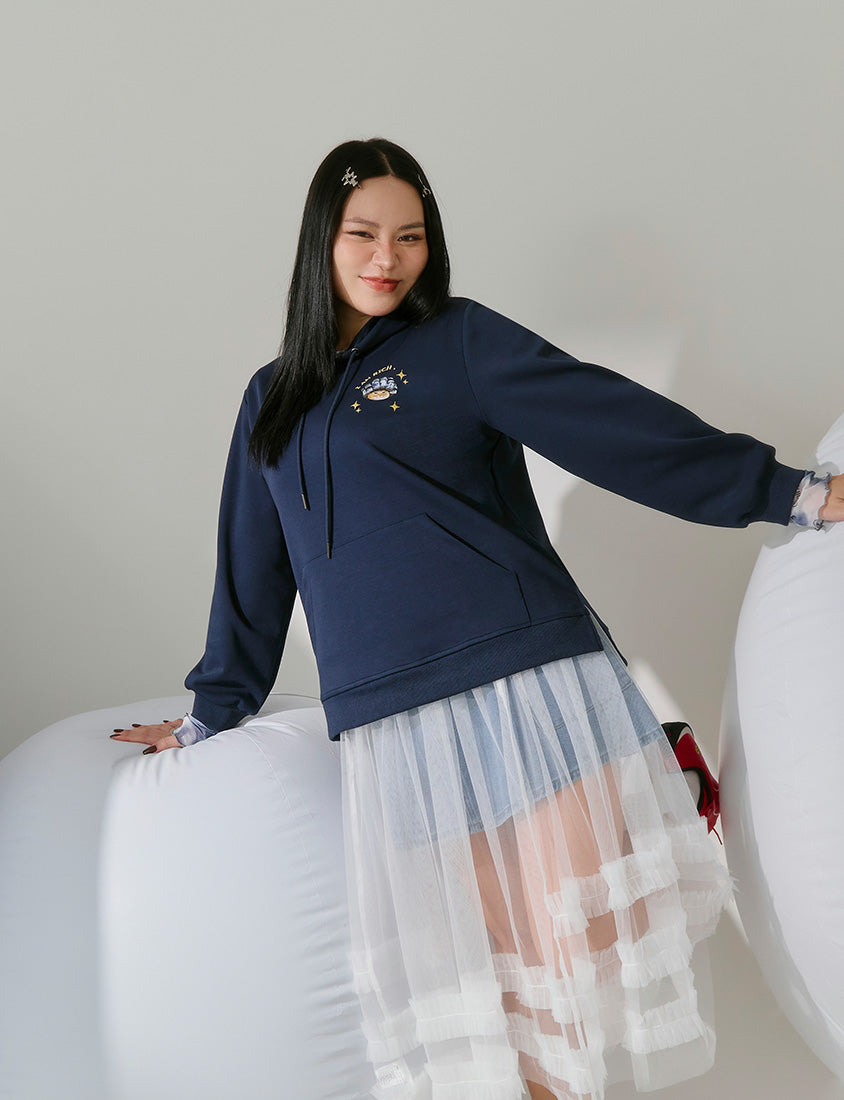 Lucky Cover Cat Embroidered Hoodie (Unisex) (MIND.A.DAY Collaboration)