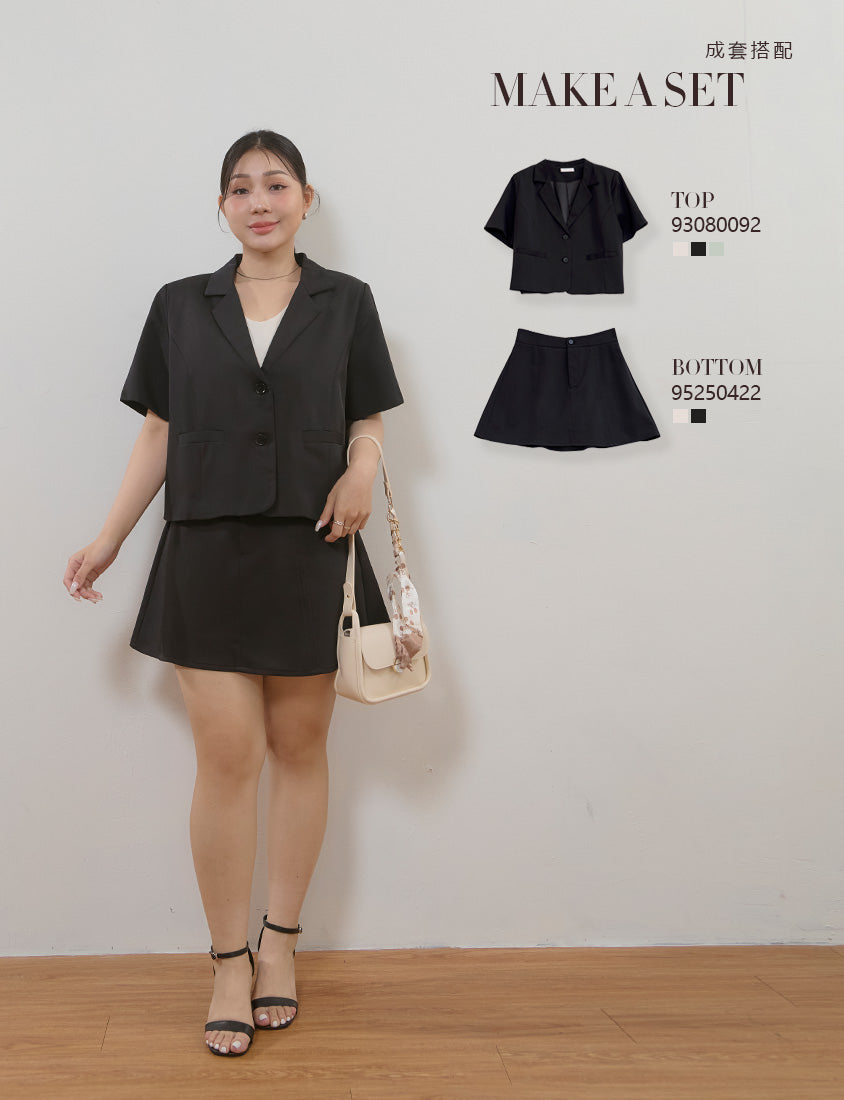 MISS. Silky Cool Slimming V-Waist Tailored Plus Size Skort