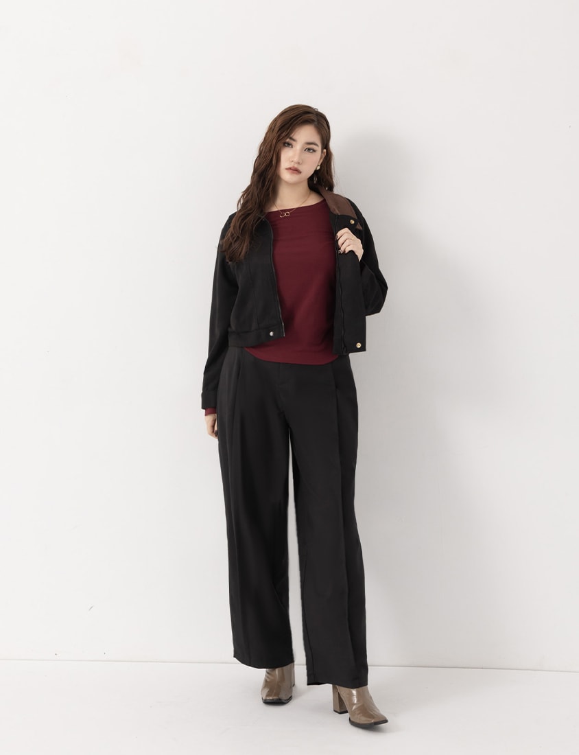 MUA! Versatile Round Neck Side Pleated Plus Size Long Sleeve Top