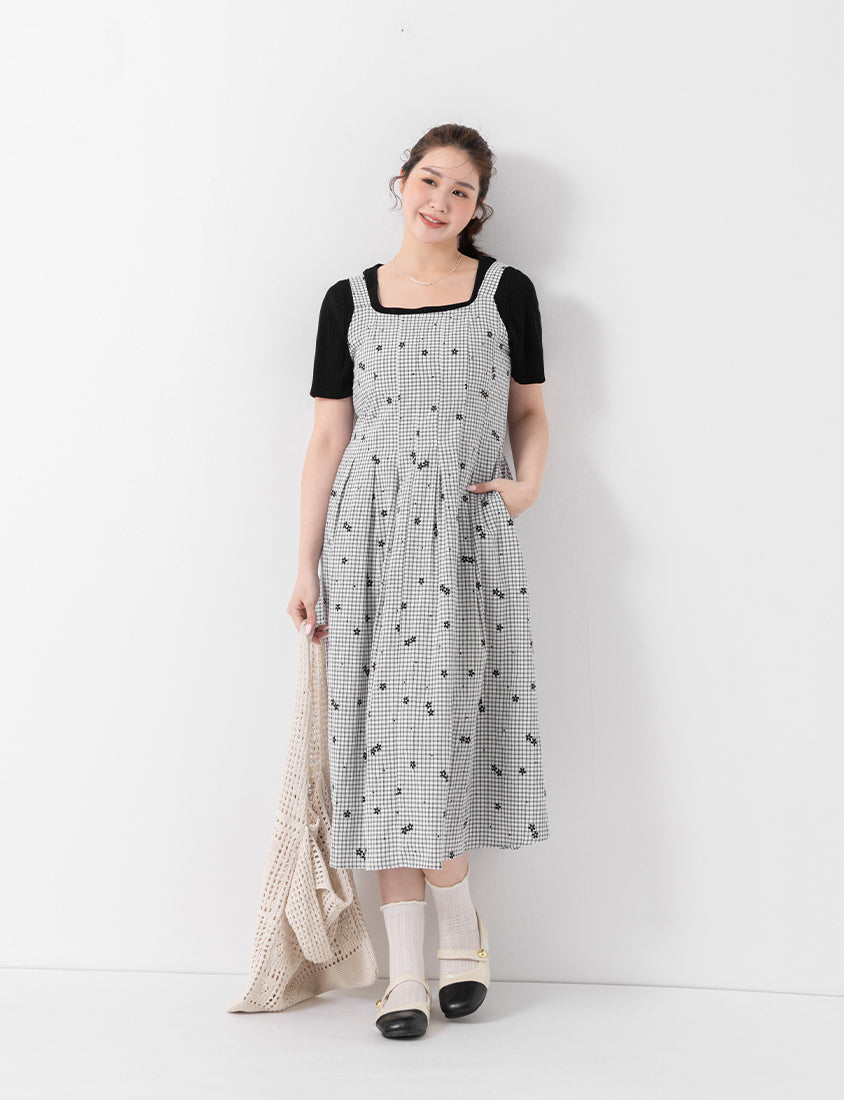 Floral Check Pleated Flare Plus Size Maxi Dress