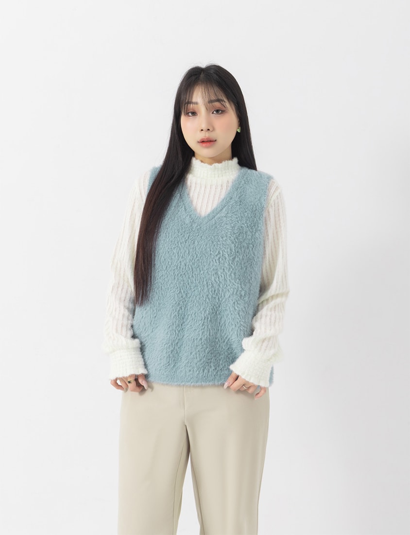 MISS. Boyfriend Style Cropped Cuffed Plus Size Tailored Pants