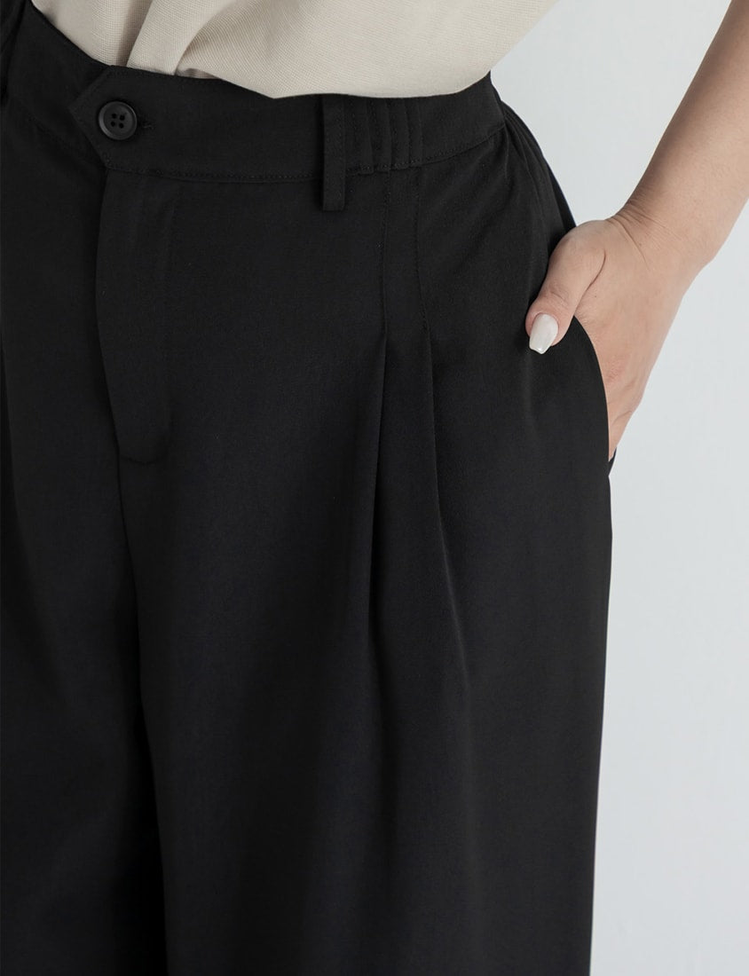 MISS. Lightweight Chiffon Waist Plus Size Long Pants