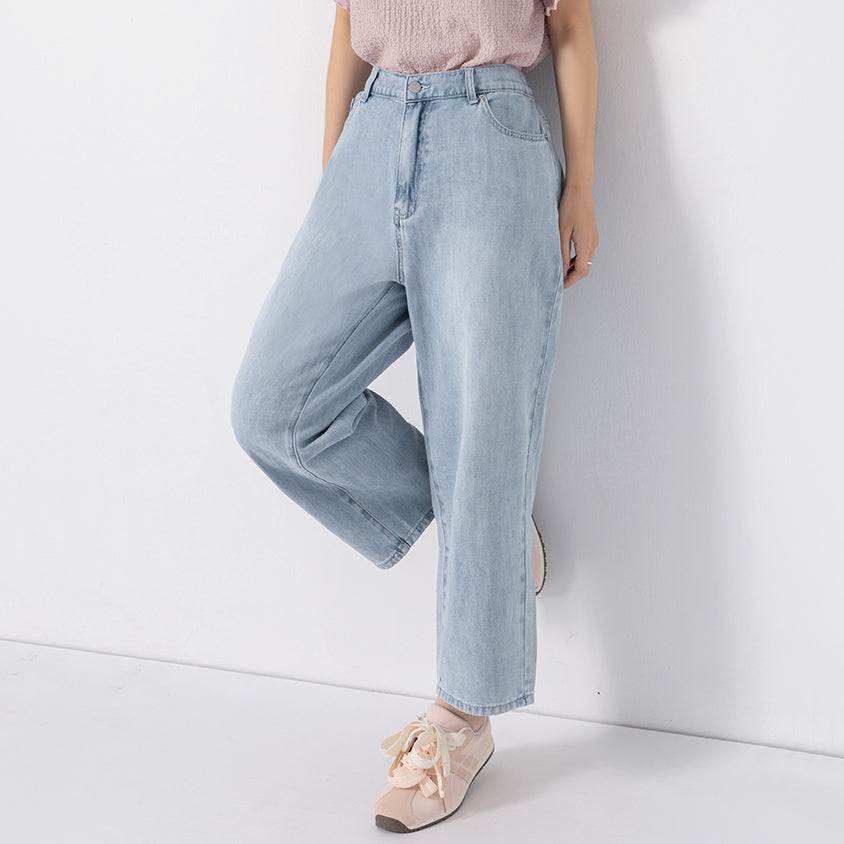 Pear-Shaped Friendly! Perfect Fit Slim Straight Cropped Plus Size Jeans