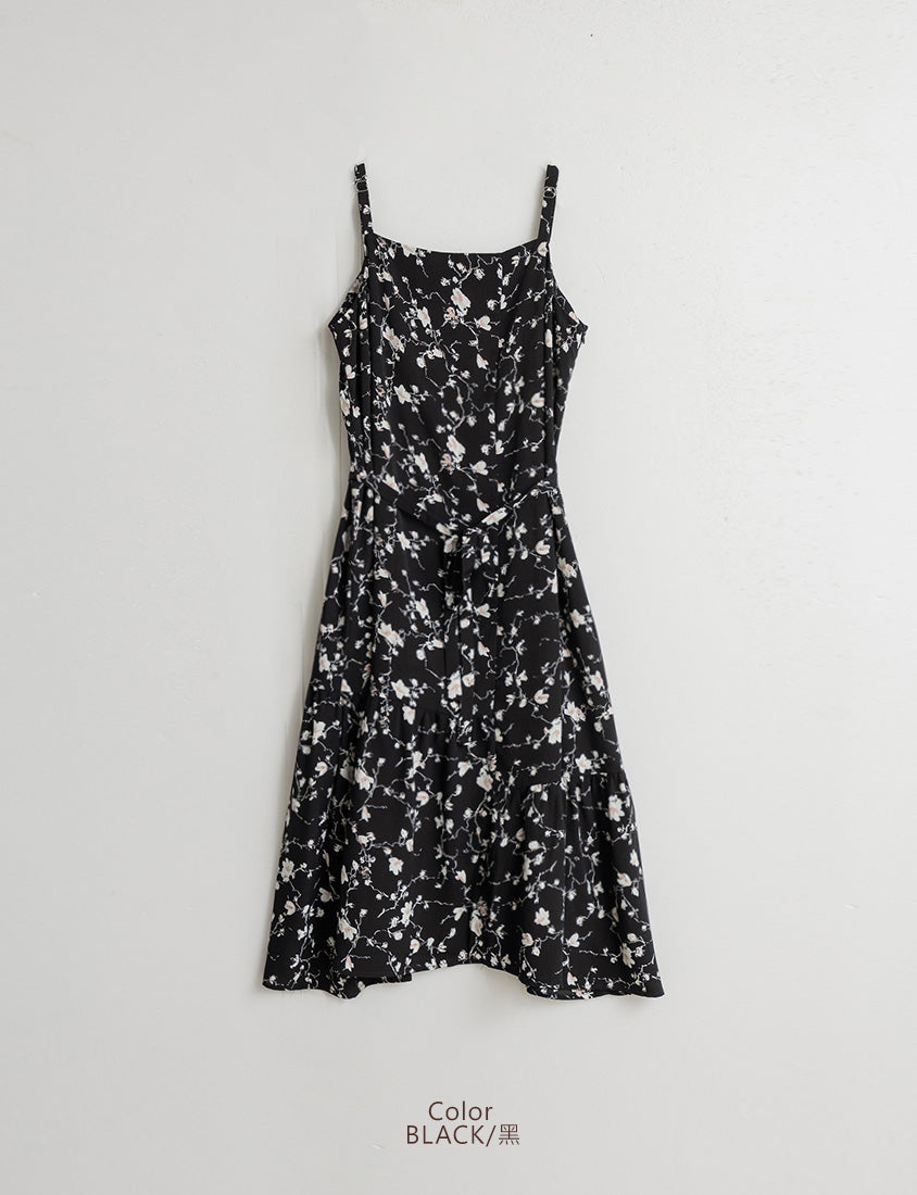 Elegant Floral Cami Strap Plus Size Maxi Dress (With Belt)