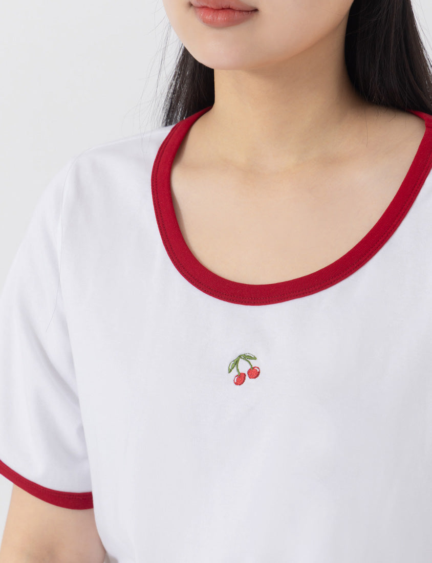 Contrast Cherry Embroidery Crewneck Plus Size Tee