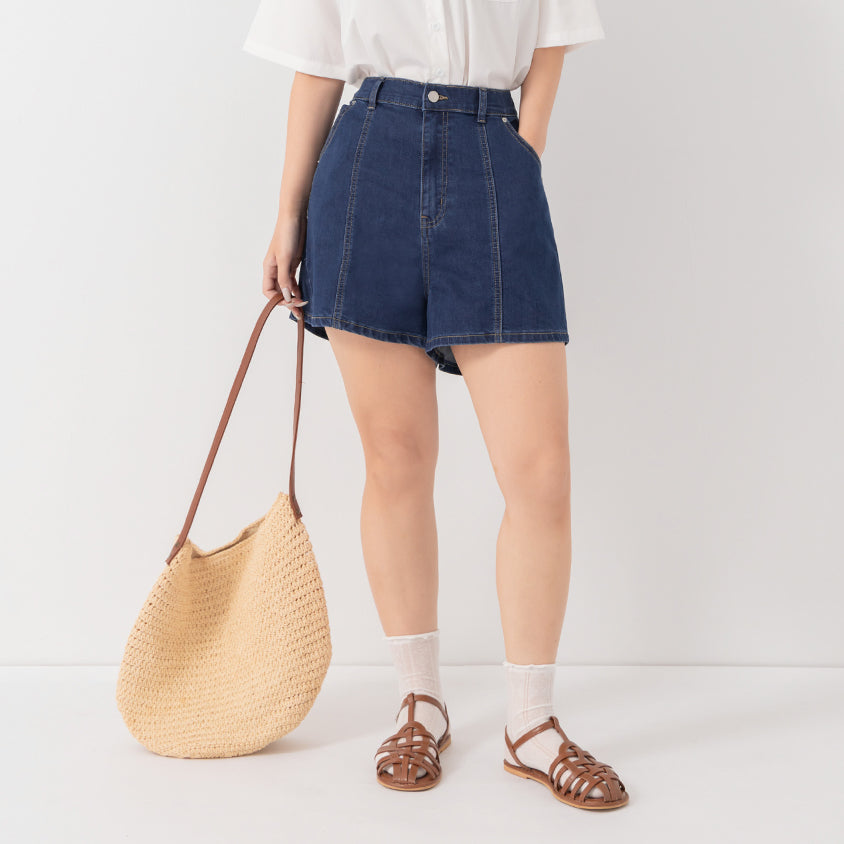Pear-Shaped Friendly! Perfect Fit Slim Fit A-Line Plus Size Denim Shorts