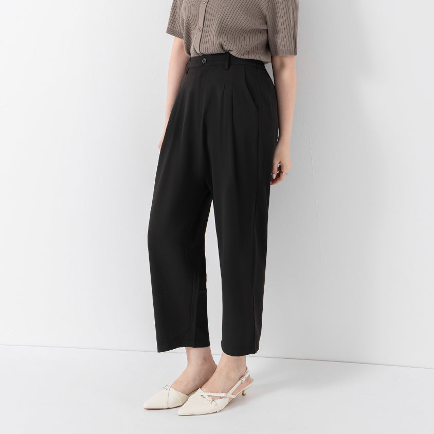 MISS. Cool Touch Wrinkle-Resistant Tailored Cropped Suit Plus Size Pants