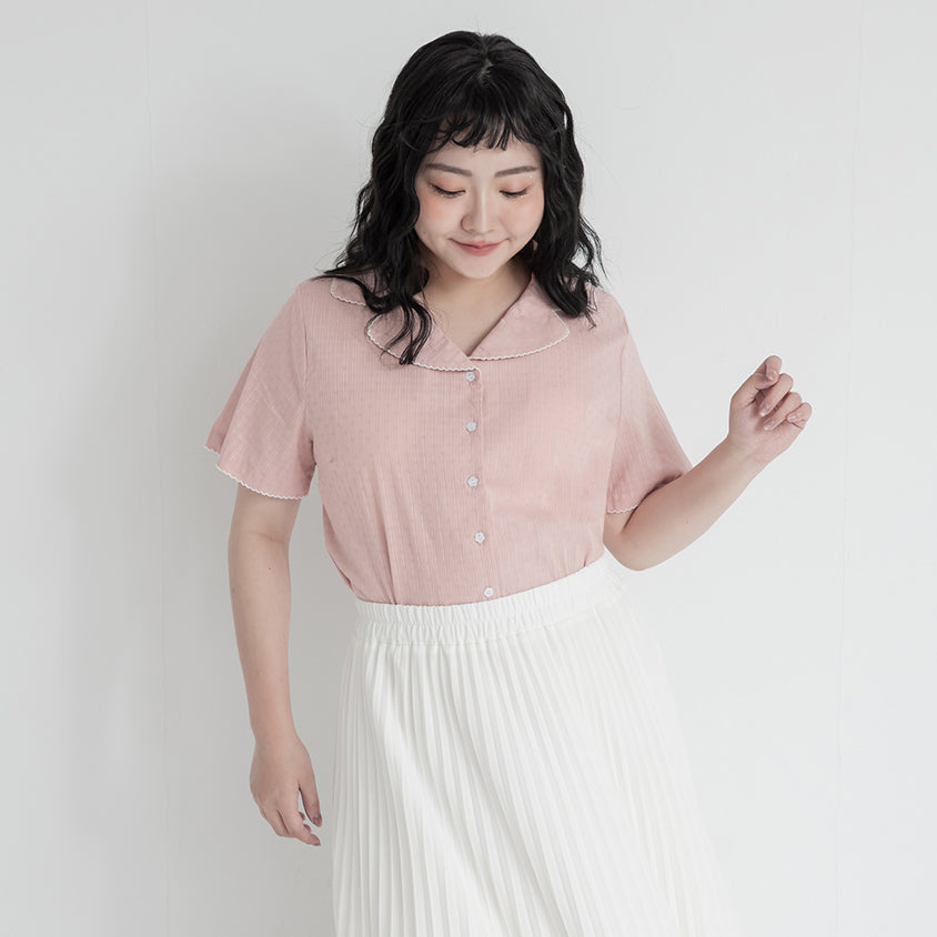 Cute Jacquard Contrast Cuban Collar Plus Size Shirt
