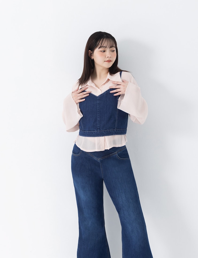 Sheer Crinkle Bell Sleeve Cropped Plus Size Shirt