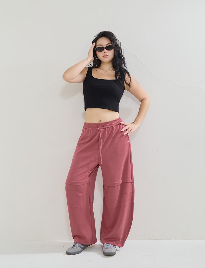 MUA! Open-Back Square Neck Plus Size Cropped Tank