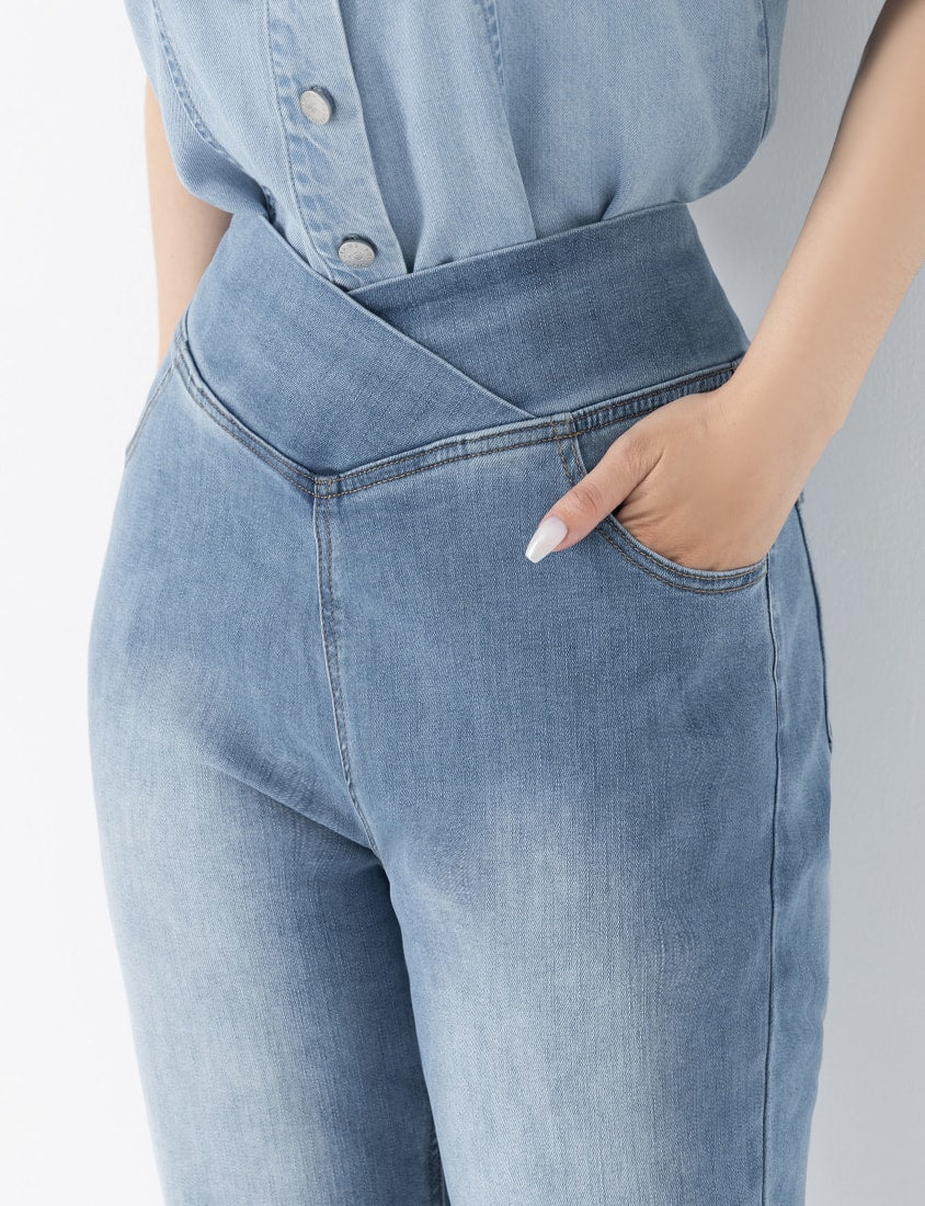 Slimming V-Waist Plus Size Flare Jeans