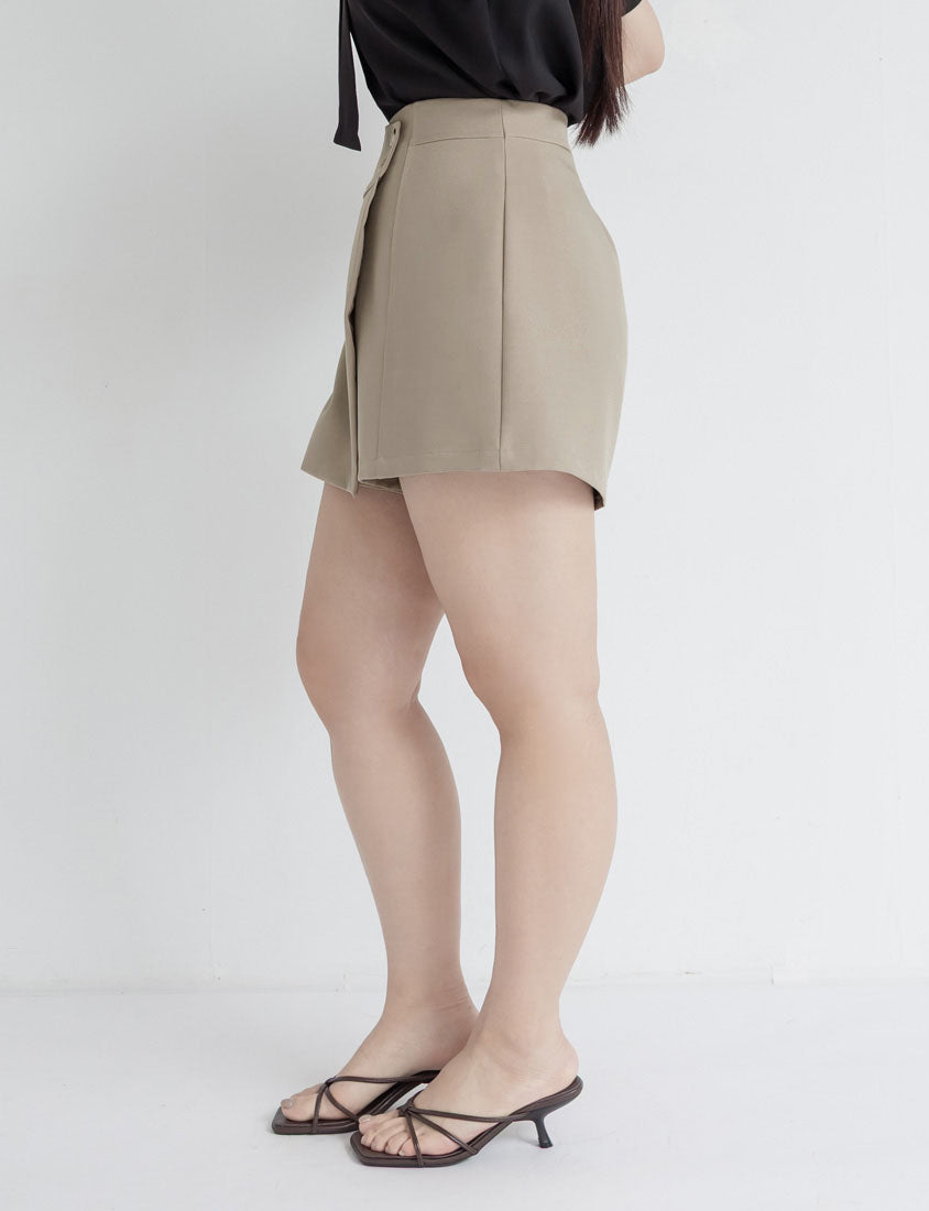 MISS. Korean Style Asymmetric Plus Size Tailored Skort