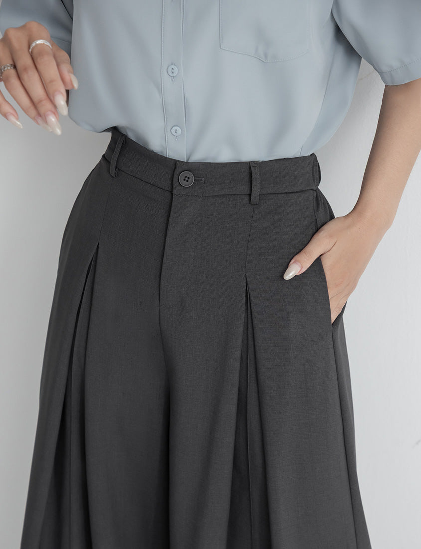 Pleated Cropped Plus Size Wide-Leg Pants