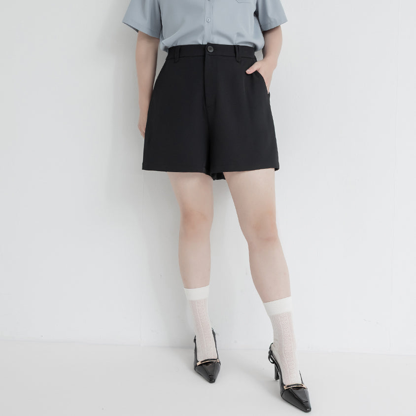 MISS. Silky Cooling A-Line Plus Size Tailored Shorts