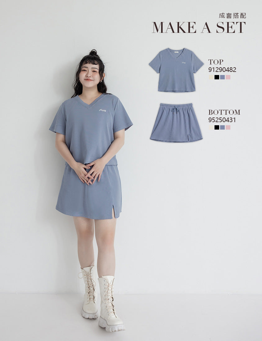 Soft Stretch Cotton Minimal Embroidered V-Neck Plus Size Tee